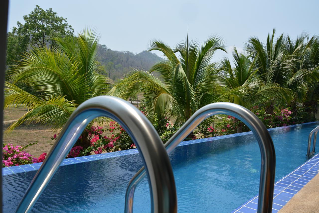 Sir James Resort Phayayen Eksteriør bilde
