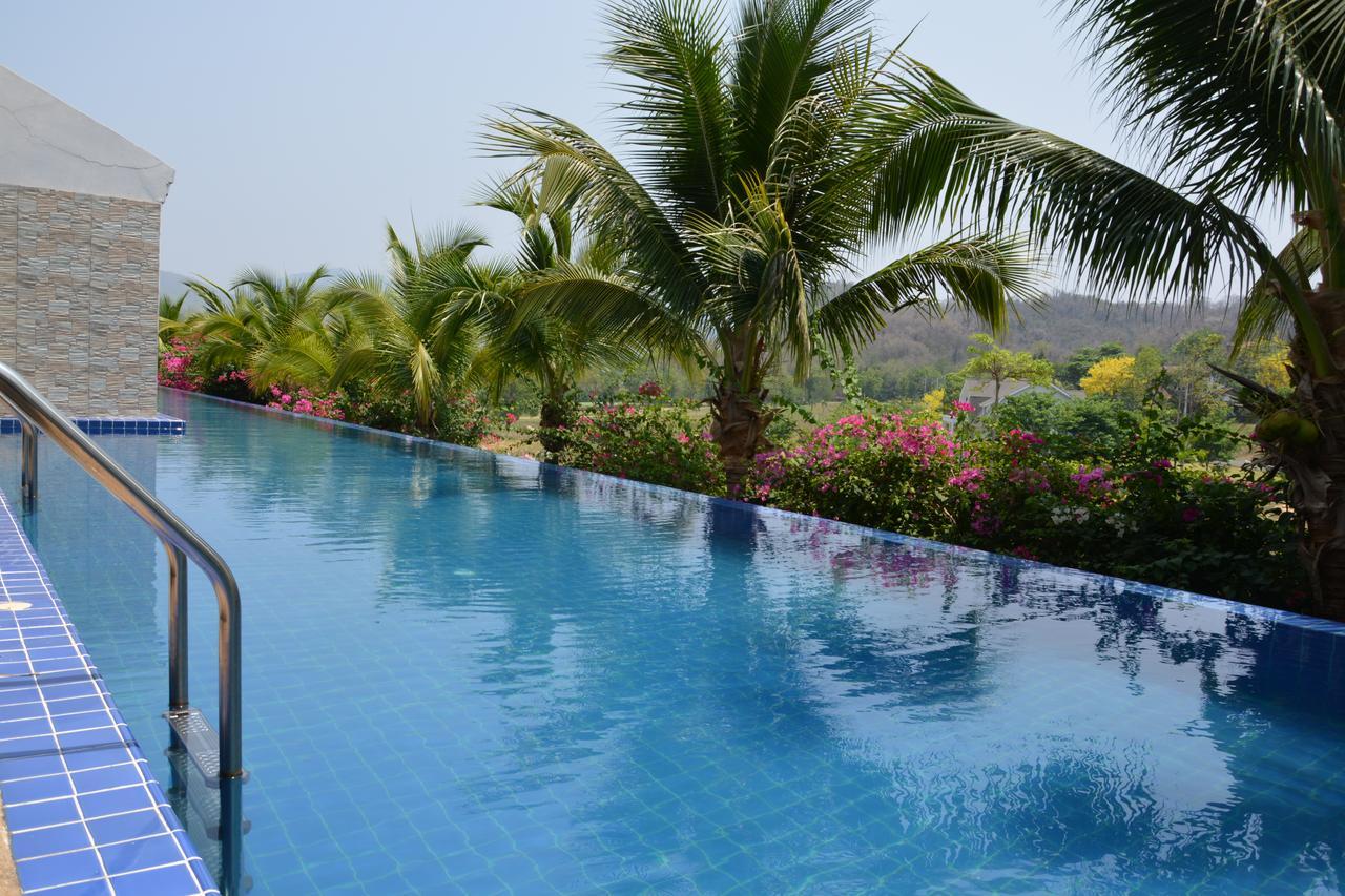 Sir James Resort Phayayen Eksteriør bilde